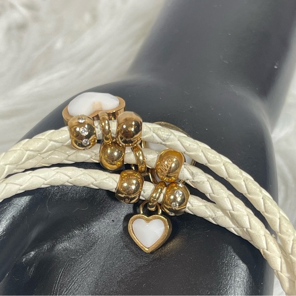 FOLLI FOLLIE 3 triple strand charm bracelet - Picture 3 of 6